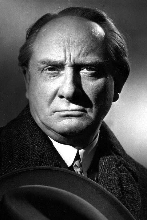 Jean Debucourt as Adrien Fleury in La rue du pavé d'amour
