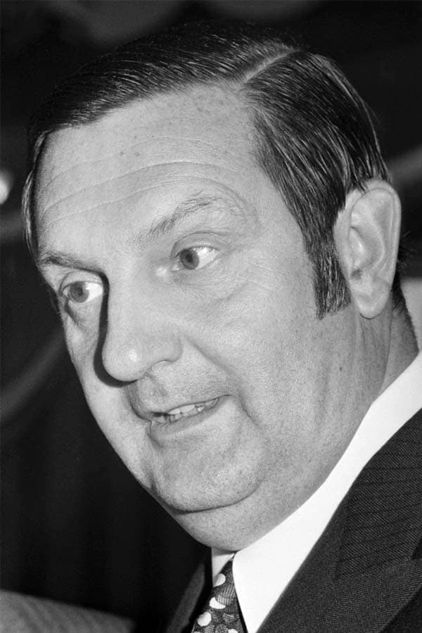 Jacques Charon as Berthelier in Paris Waltz