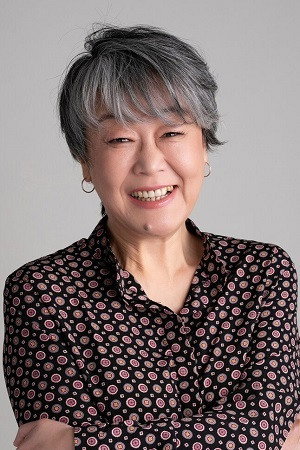 阿知波悟美 as Mizue Suzuki in Young Madam's Interference in a Homicide