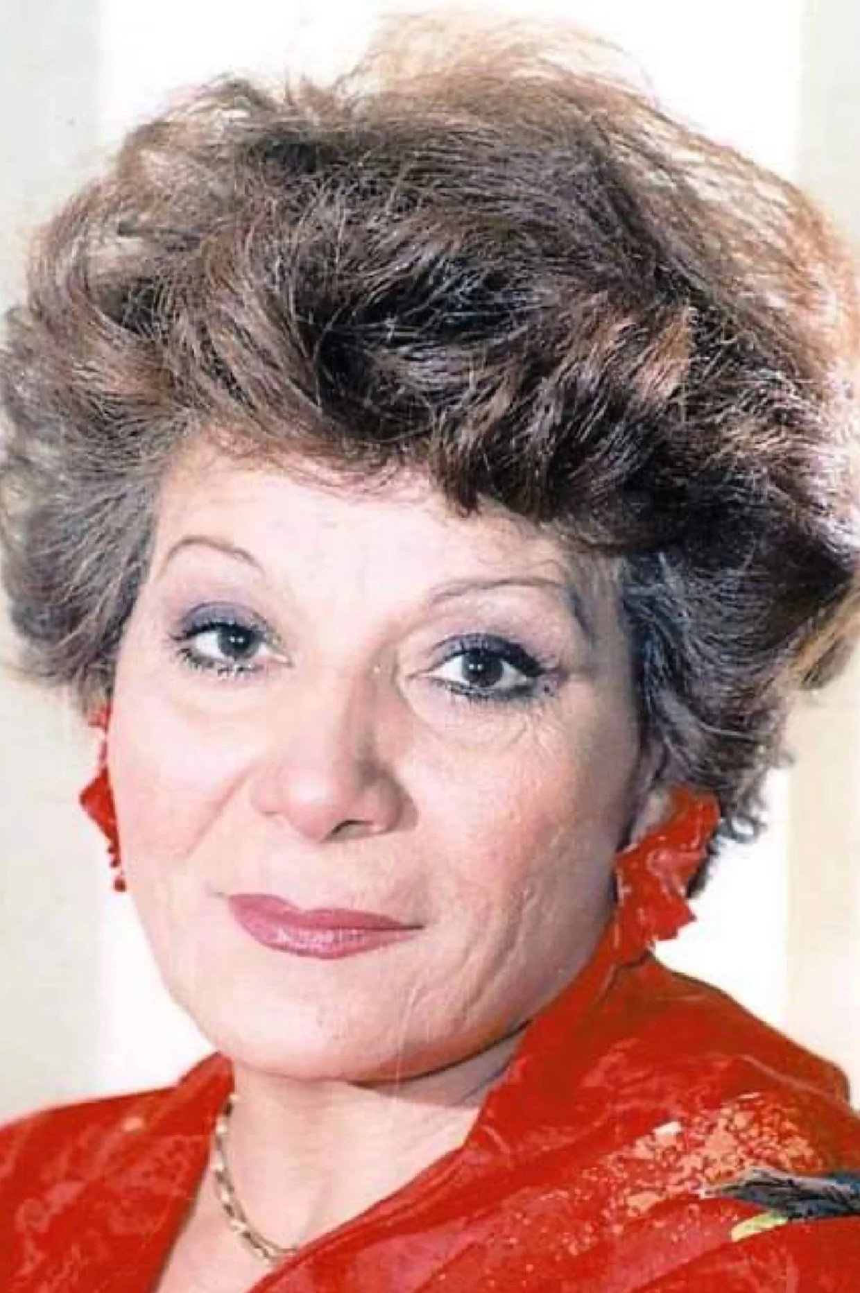 Aida Abdel Aziz as وجيدة رمزي in Bardis