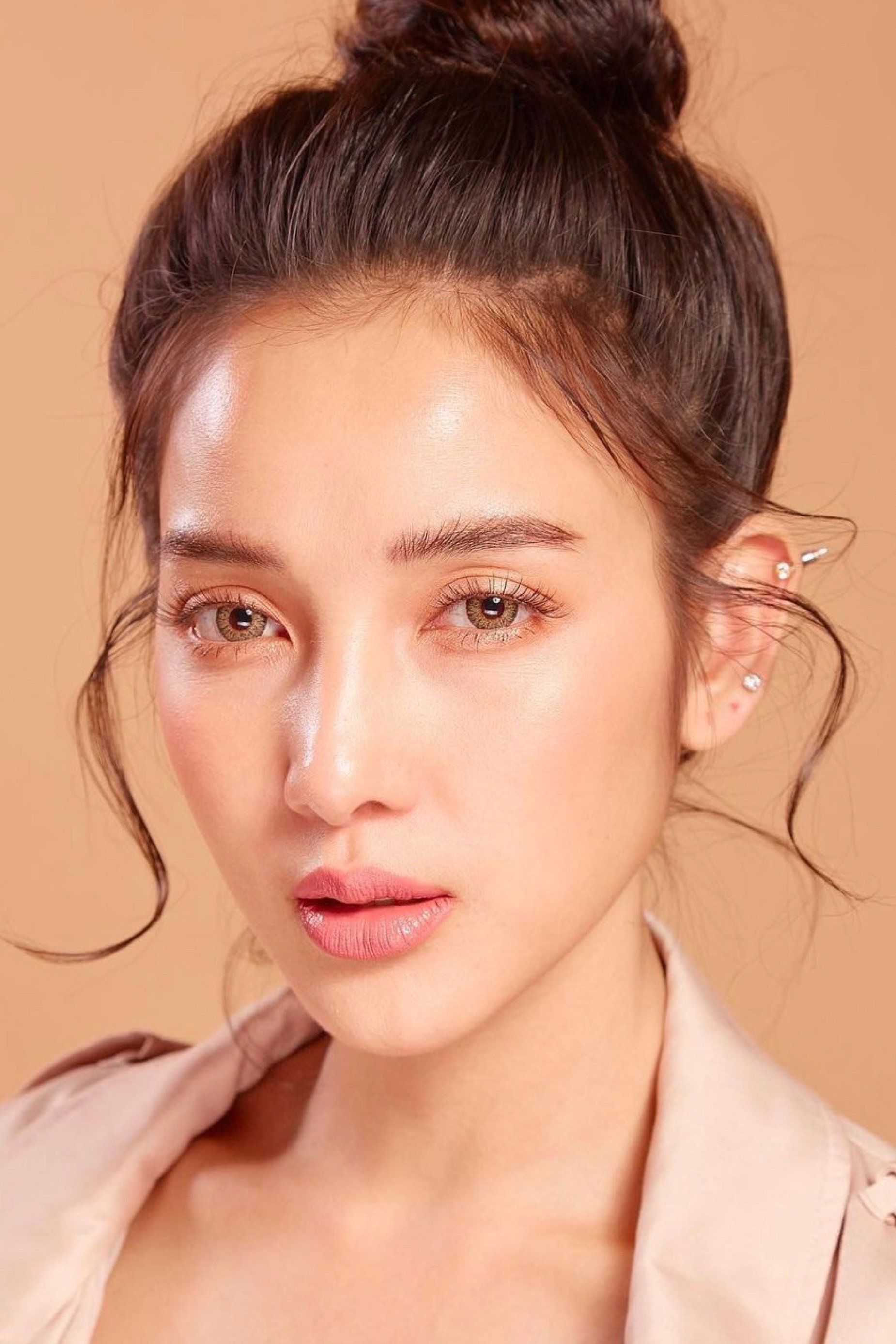 Napapa Tantrakul as Baifern in Joking Jazz 4G