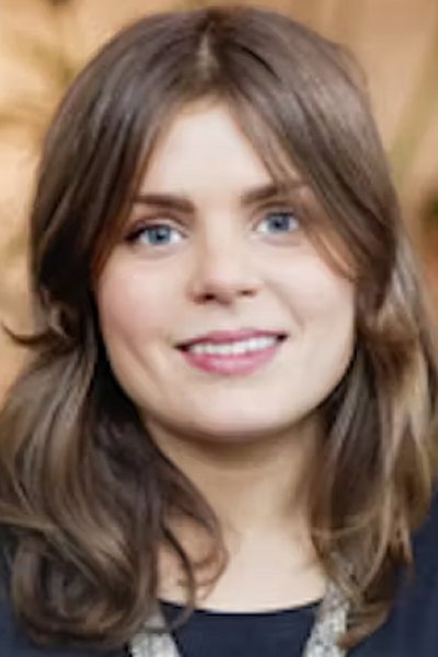 Laura Østergaard Buhl as Sofie in Jul i Valhal