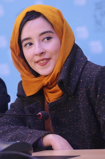 behafarid ghafariyan as Romina in Viper of Tehran
