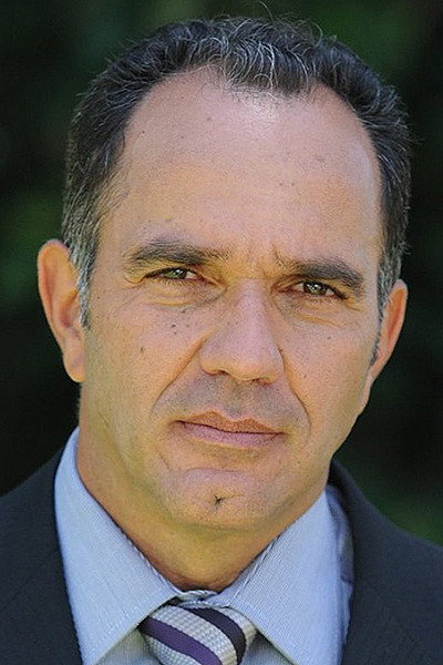 Humberto Martins as Alaor de Almeida Passos in Secrets of Sand
