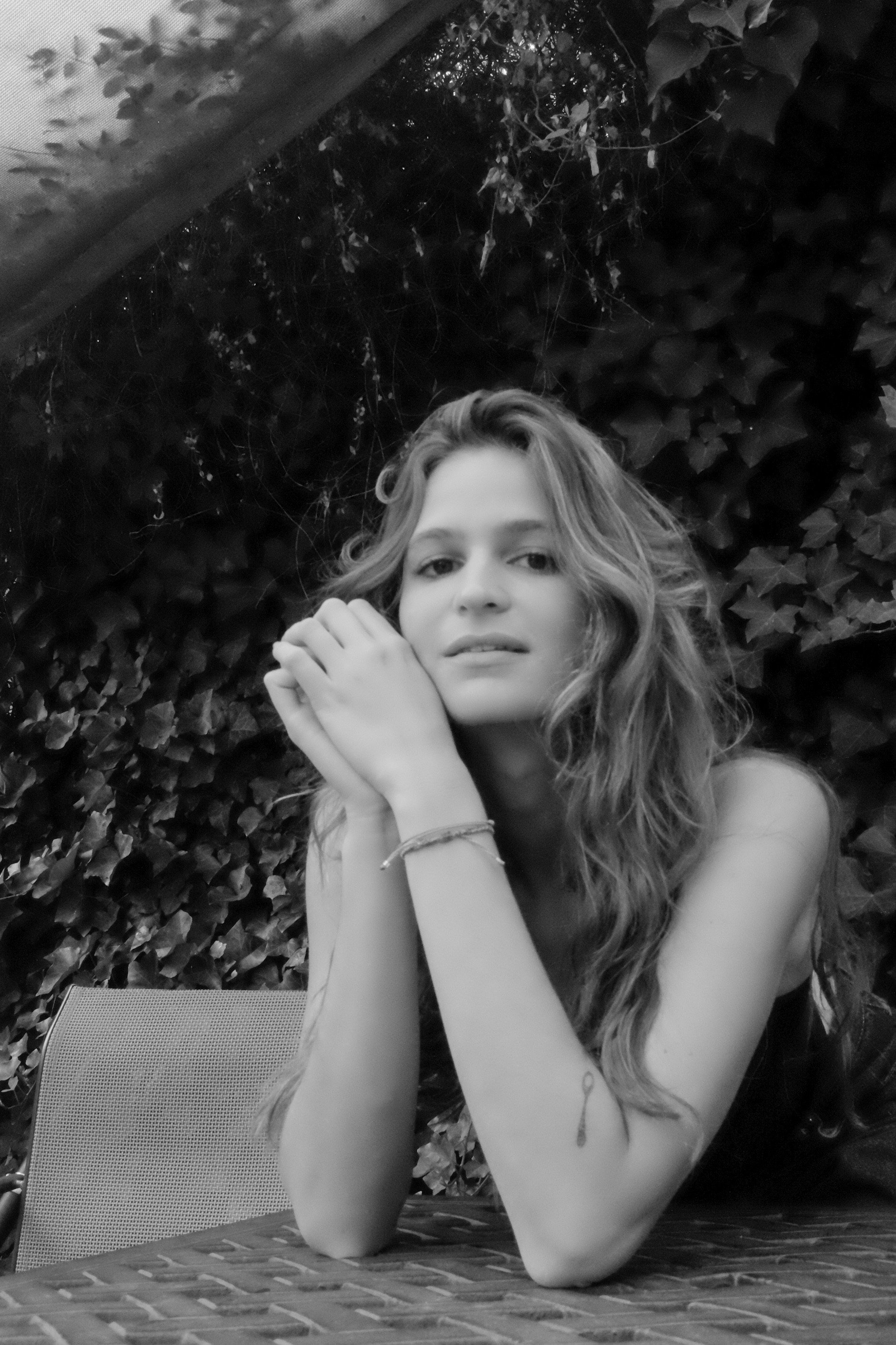Kate Pittard as Abbey in Help, I'm Smiling!