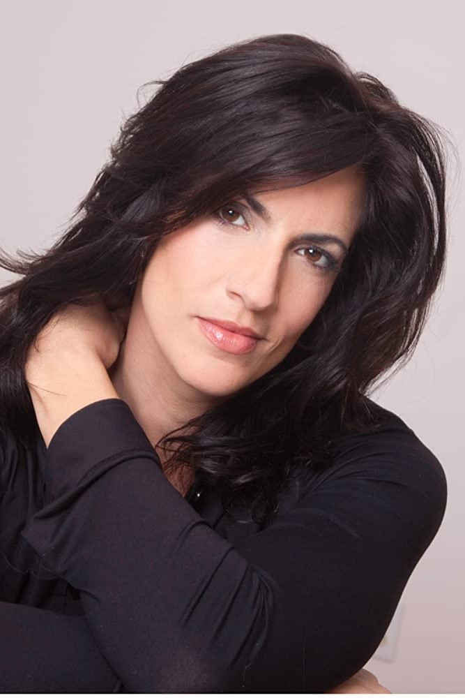 Cathy DeBuono as Danielle in And Then Came Lola