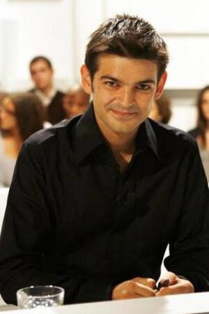 Philippe Gaudin as Self - Host in Affaire suivante