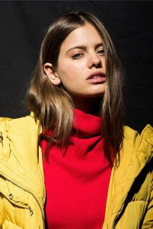 Sara Vidal as Modelo in Conexão Models