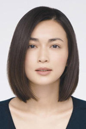長谷川京子 as Maiko Yasunaga in Cecile's Plot