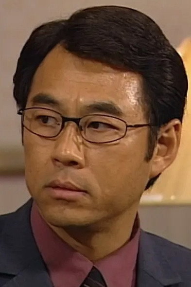 戴志偉 as 邱彼得 Yau Bei Dak in Detective Investigation Files