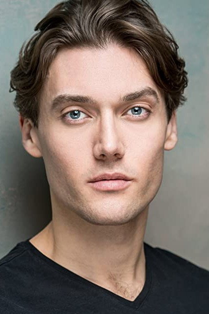 Luke Millington-Drake as Klyde in The Misadventures of Vince and Hick