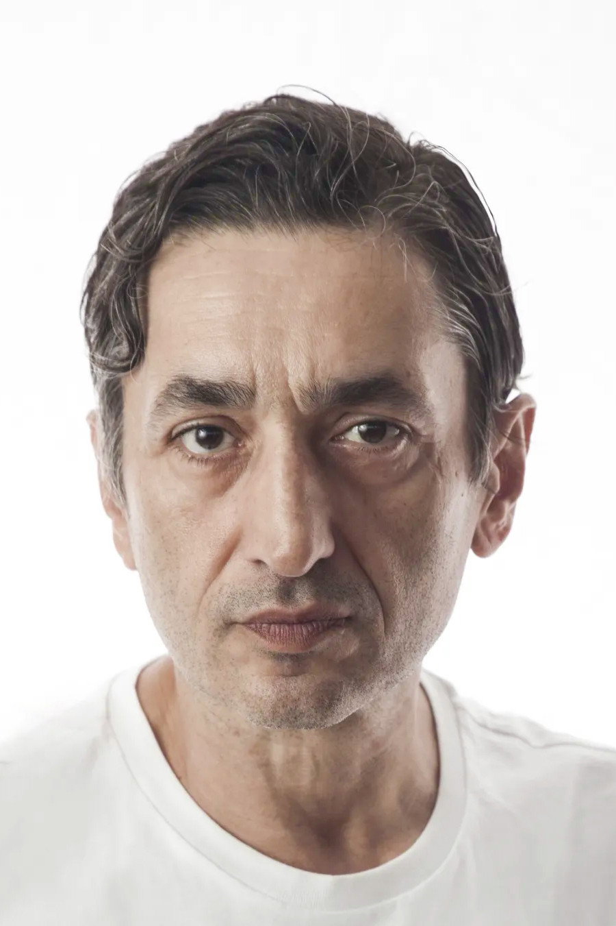 Tarhan Karagöz as Muhtar in Black Night