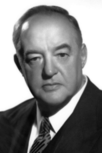 Sydney Greenstreet as Signor Ferrari in Casablanca