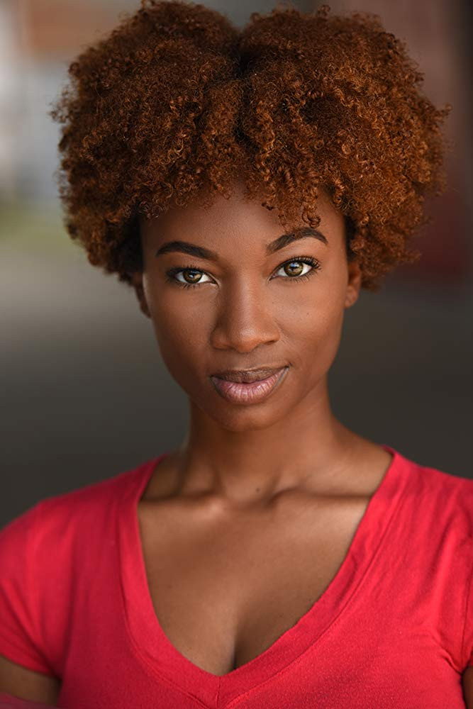 Shacai O'Neal as Brianna Reed in Kingpins