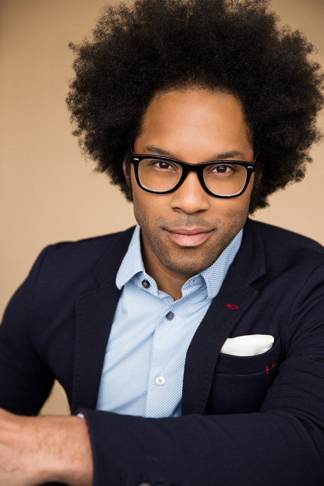 Johnathan Fernandez as Scorsese in Máquina Mortífera