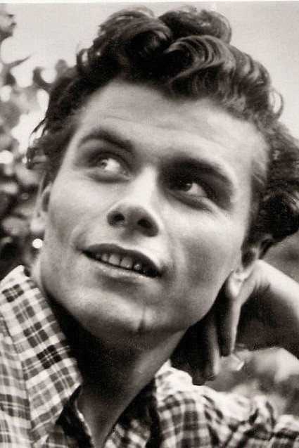 Lutz Moik as Peter Hauser in Till, der Junge von nebenan