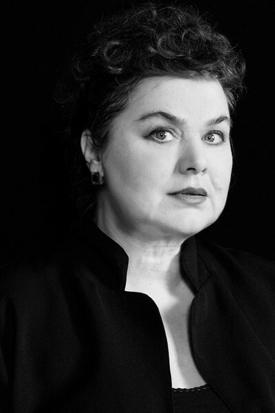 Vlasta Knezović as Ane in Big Shade