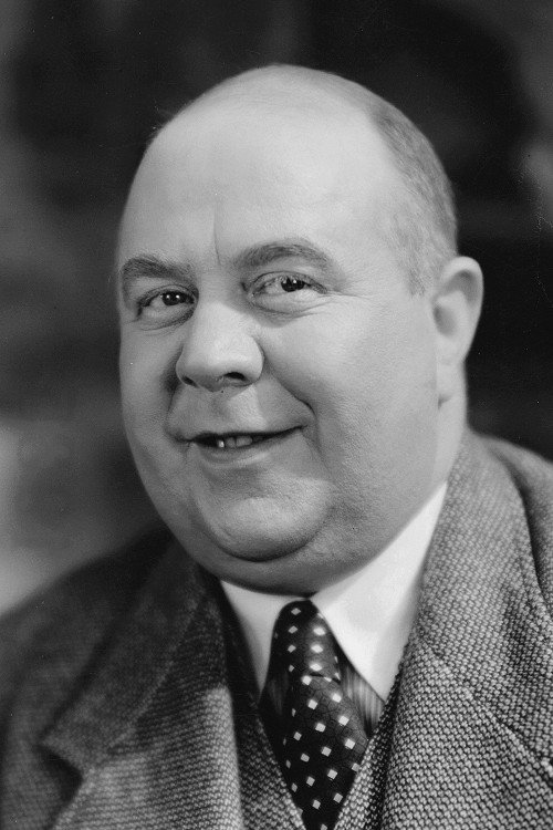 Carl-Gunnar Wingård as Karl August Alexander Finholm, bagarmästare i Västerby in Fransson the Terrible
