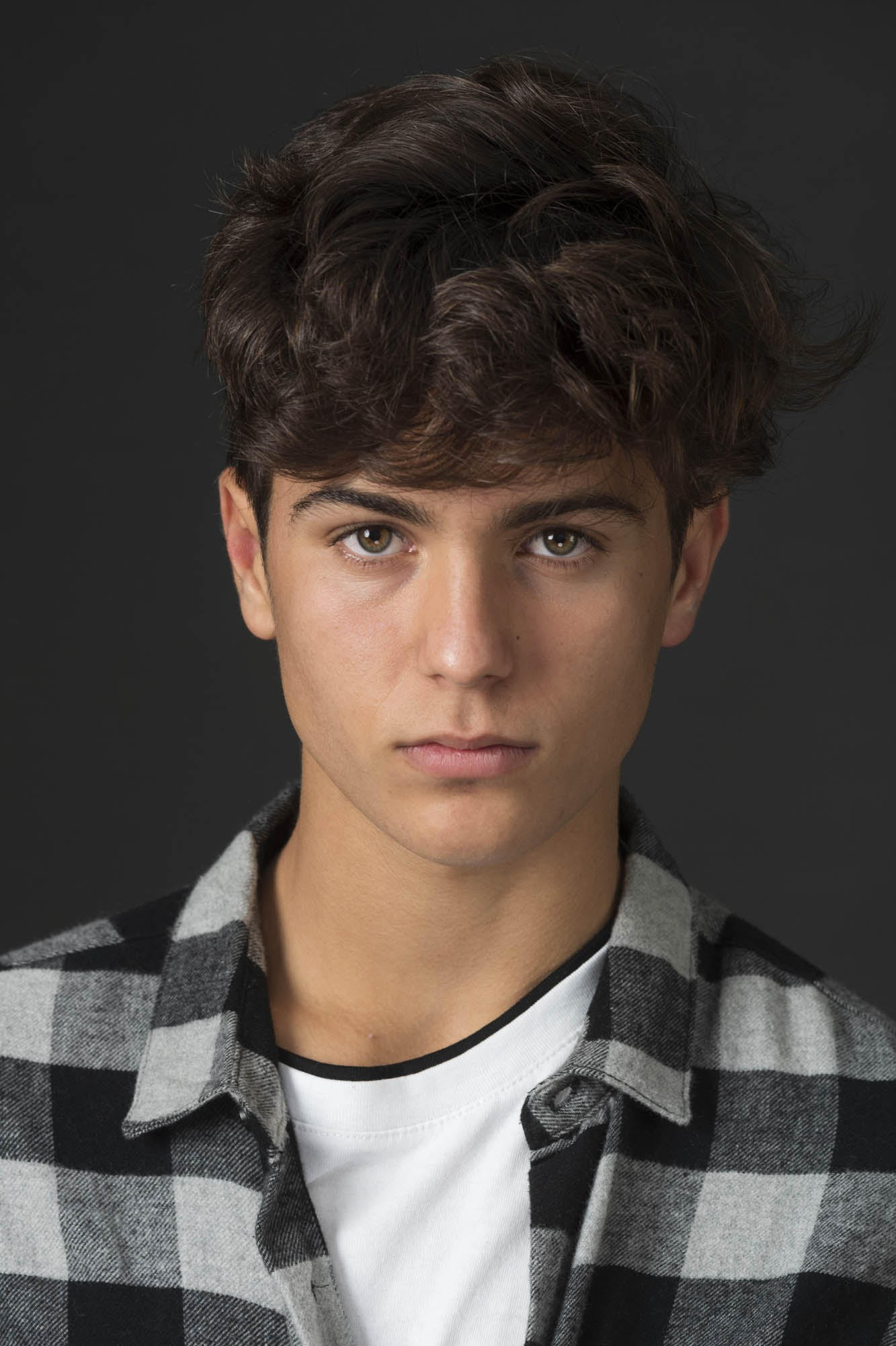 Álvaro Requena as Biel in Banger