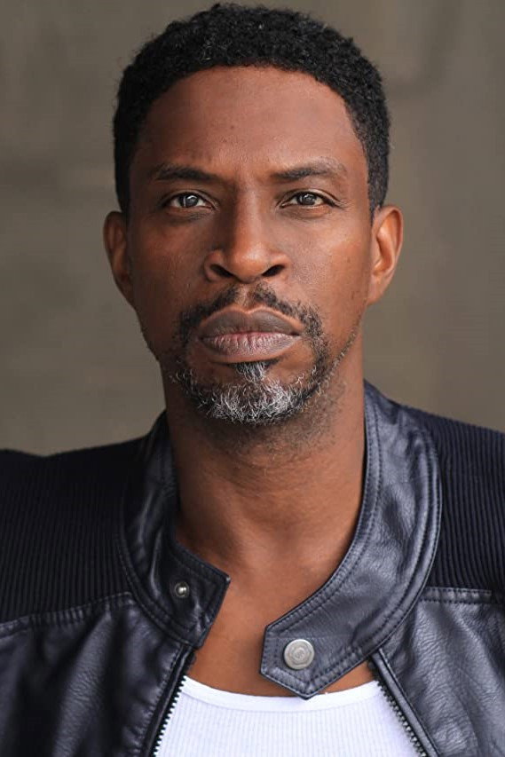 Sekou Laidlow as Pierce in The Mend