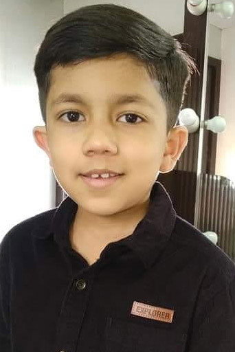 Pallas Prajapati as Ishaan in The Second Door