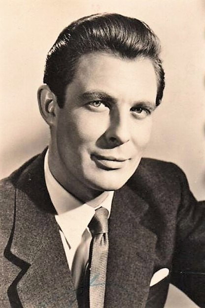 Paul Daneman as King in Roman Holiday