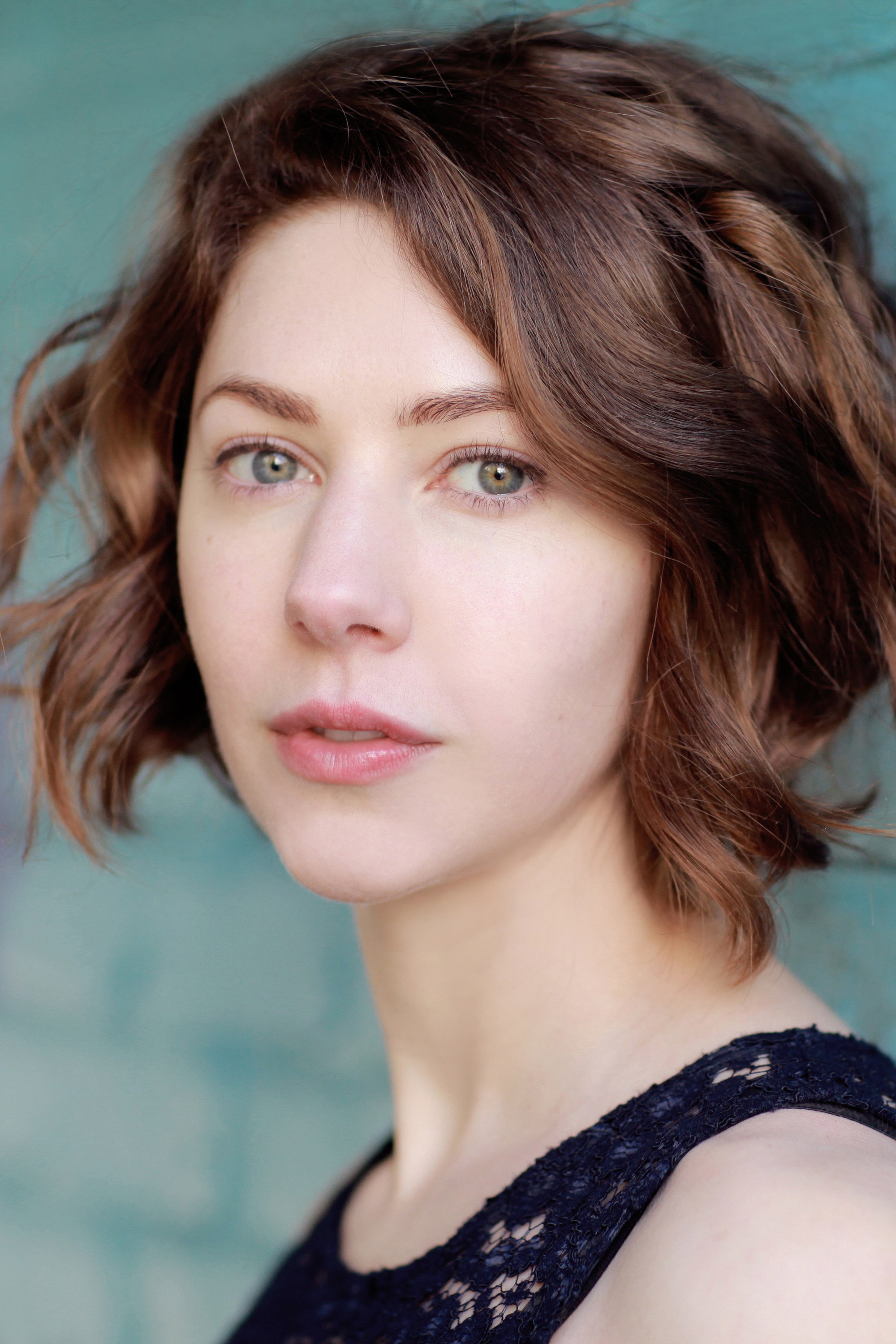 Catherine Steadman as Ashley in Salmon Fishing in the Yemen