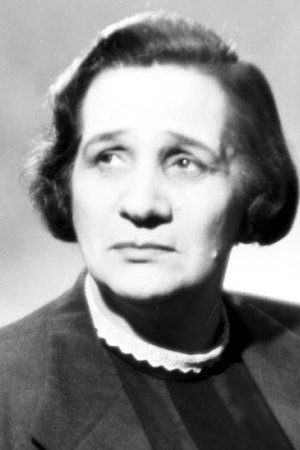 Stanisława Perzanowska as Banasiowa in Not Far from Warsaw