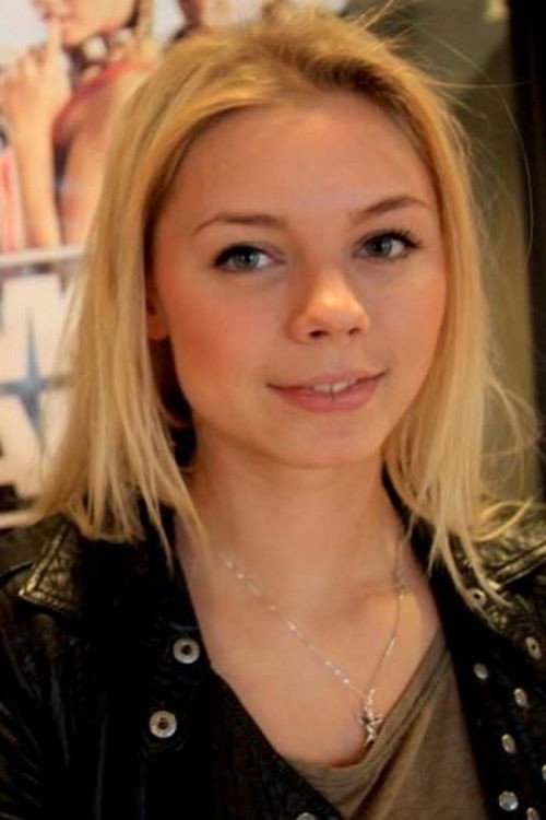 Eira Stuedahl as Susanne in Cupid's Balls