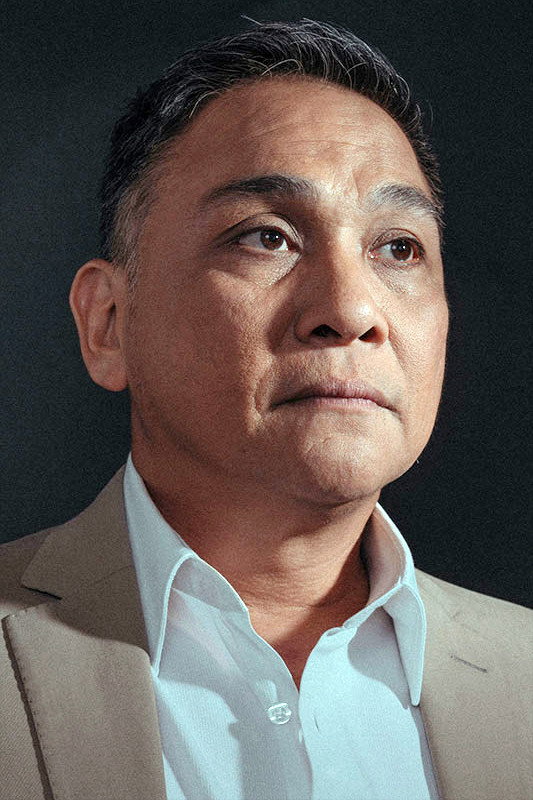 Nonie Buencamino as Danilo Zafra in Love. Die. Repeat.