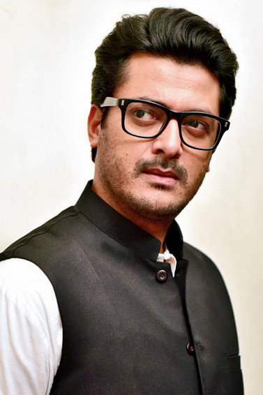 Jisshu Sengupta as Apratim in Abohomaan