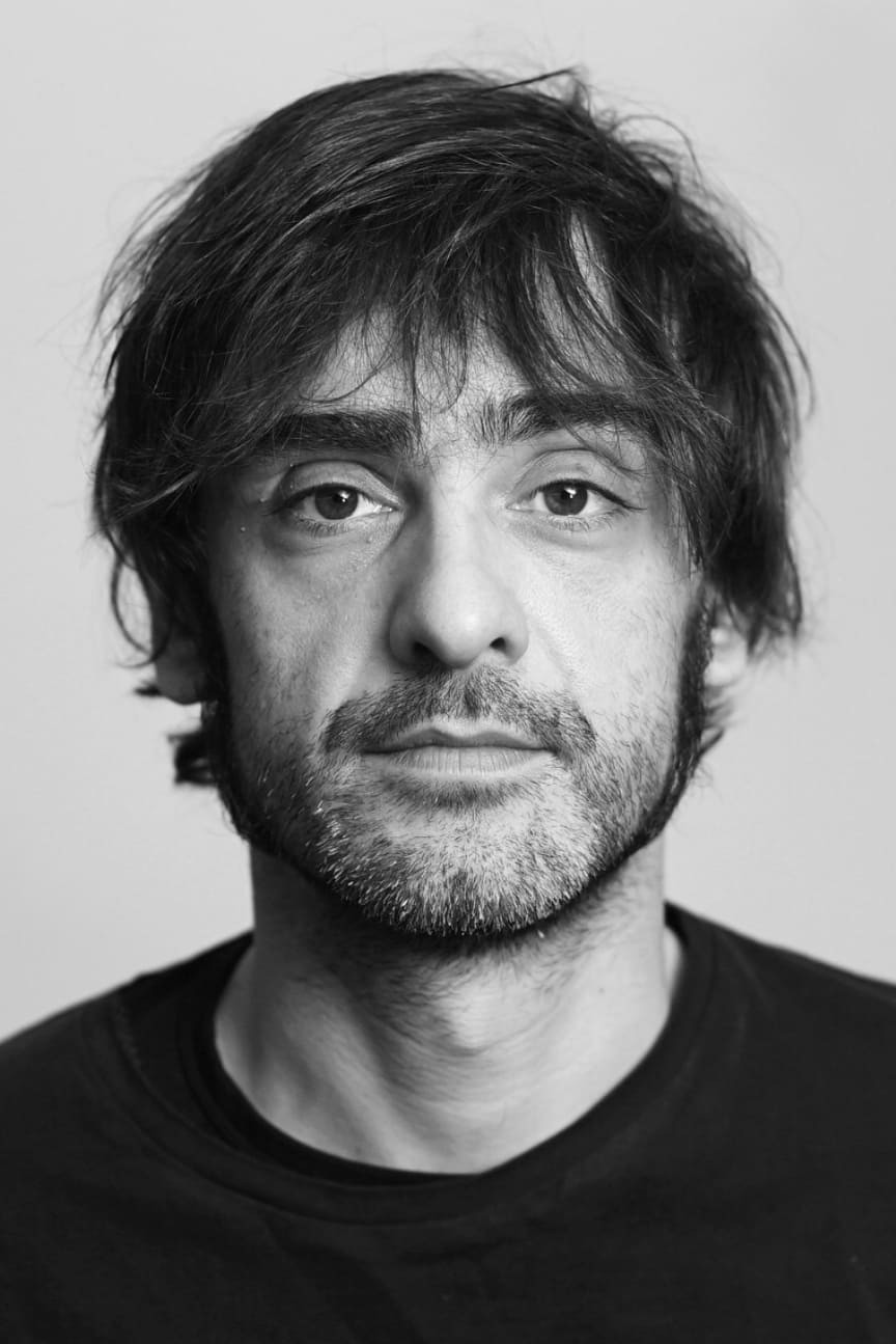 Xosé Barato as Miguel in Beatriz