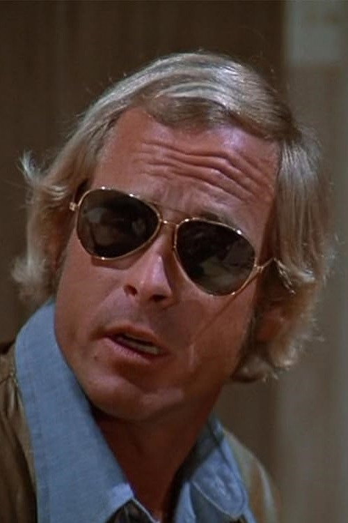 Gary Epper as Griggs in Doorways
