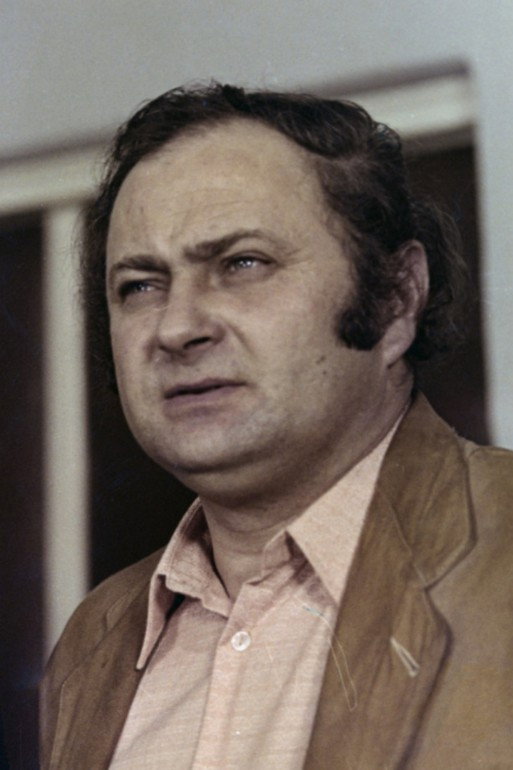 Ryszard Dembiński as Nepomucen Wodniczak in Republika nadziei