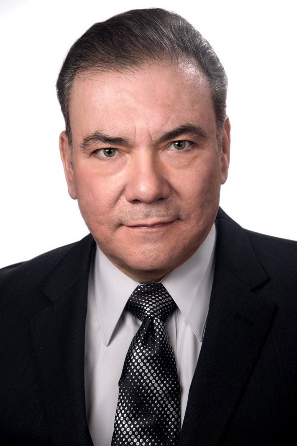 Richard Petrocelli as Mr. Sneider in Adrift in Manhattan