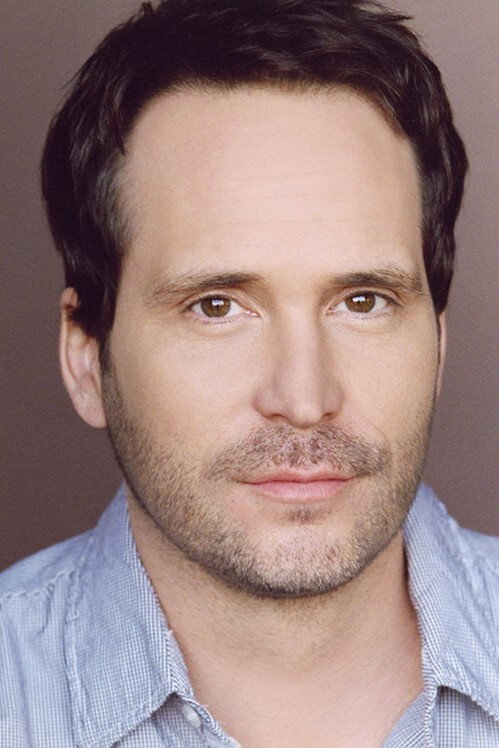 Chris Leavins as Andrew McTeague in Slings & Arrows