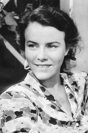 Ruth Kasdan as Xenia in The Cats