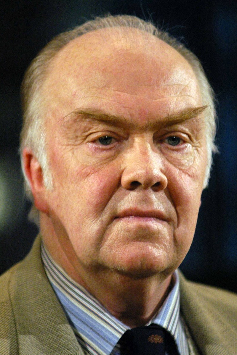 Martin Lüttge as Franz Meinhardt in Utta Danella - Das Familiengeheimnis