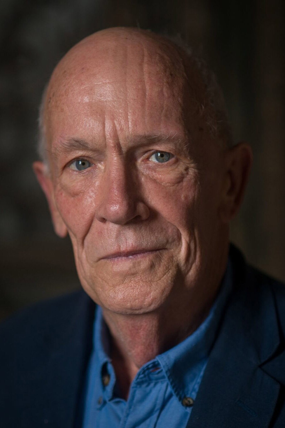 Hugh Ross as Narrator in The Age of Adaline