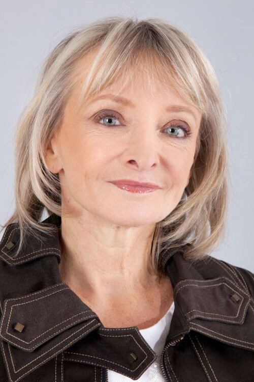 Nathalie Bleynie as Nicole in Charter 2020
