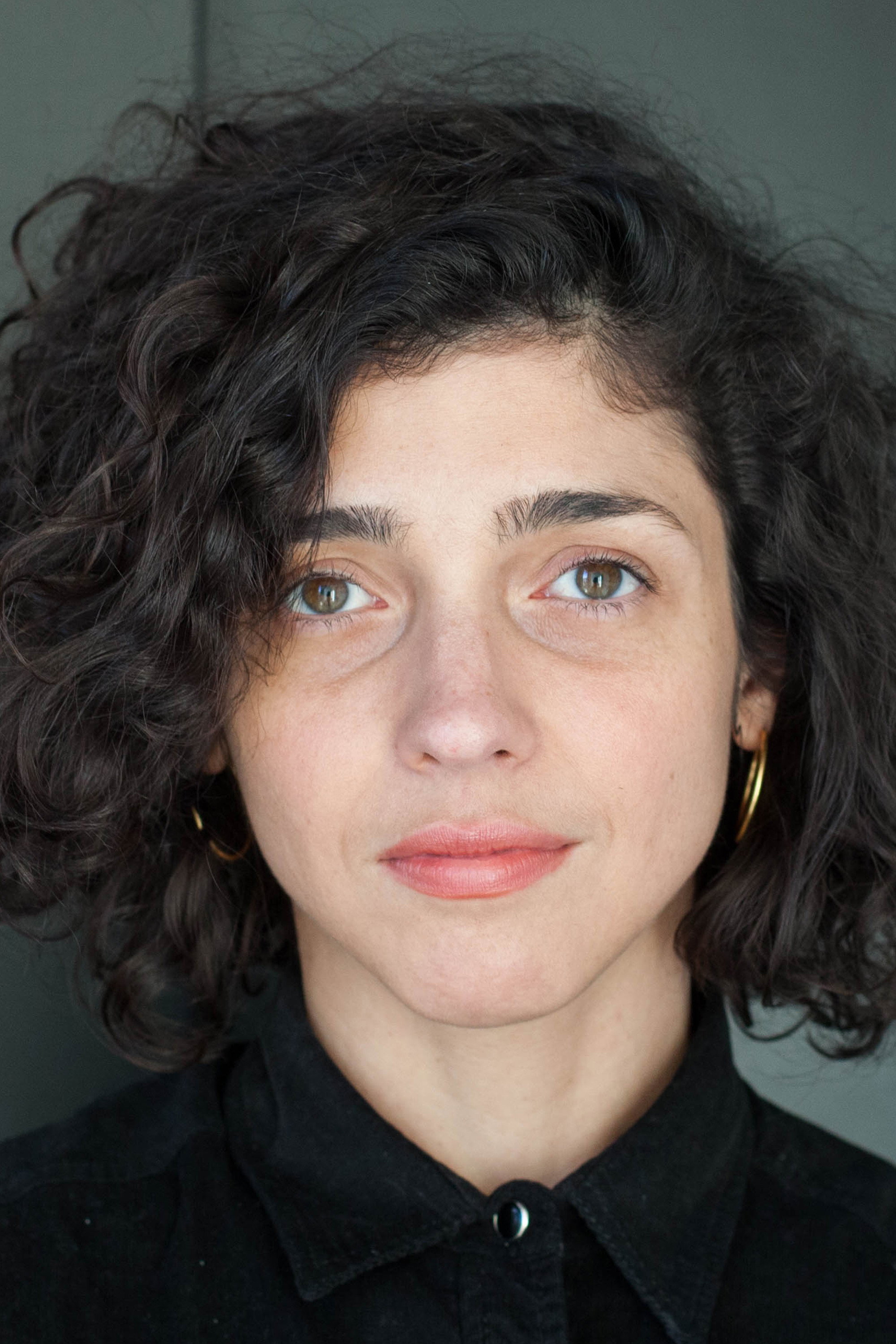 Mercedes Halfon as Mariana in The Major Tones