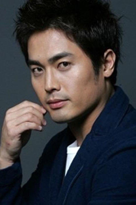 이종수 as Kang Jin in Fight