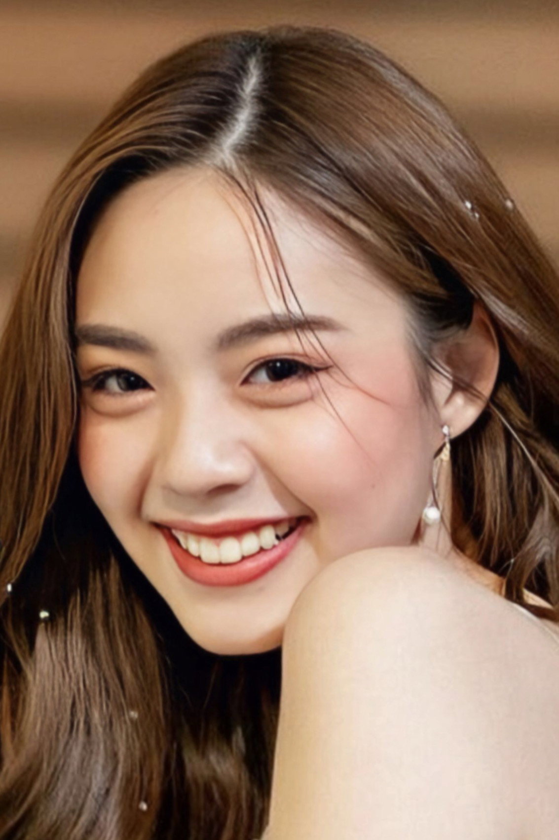 ฟาติมา เดชะวลีกุล as Ann in Flat Girls