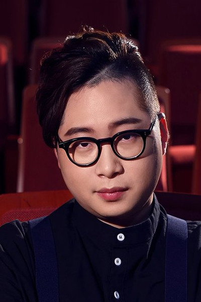 황창영 as Min Moon-oh (voice) in Dragon Girl
