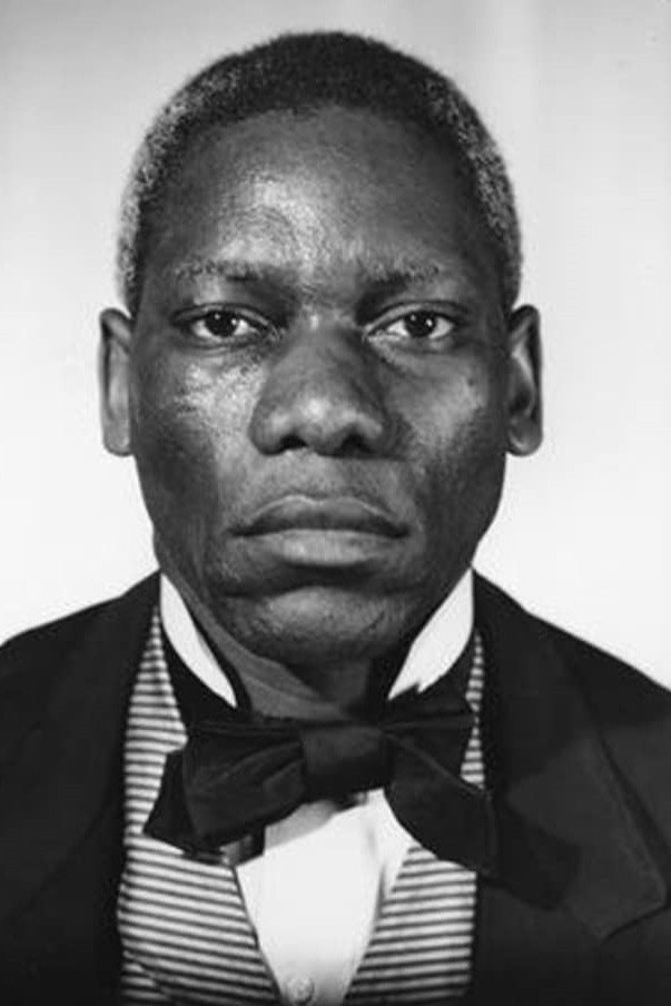 Oscar Polk as Sam Brown in Underworld