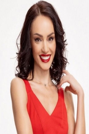 Nadya Ivanova as Вивиан in Sunny Beach