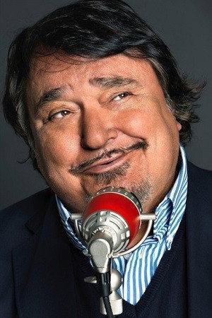 Umberto Smaila as Eros Castiglioni in Una vacanza bestiale