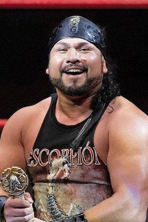 Fabián Núñez Napoles as Rey Escorpion in AAA Héroes Inmortales XIII