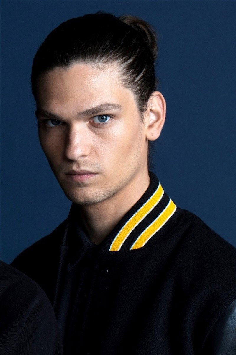 Pablo Cobo as Boris in Far from the South