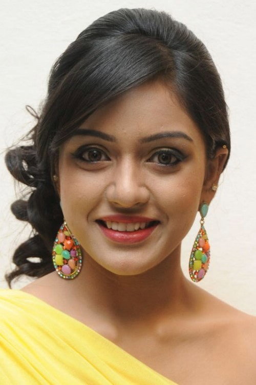Vithika Sheru as Sahasra's Sister in Pelli SandaD